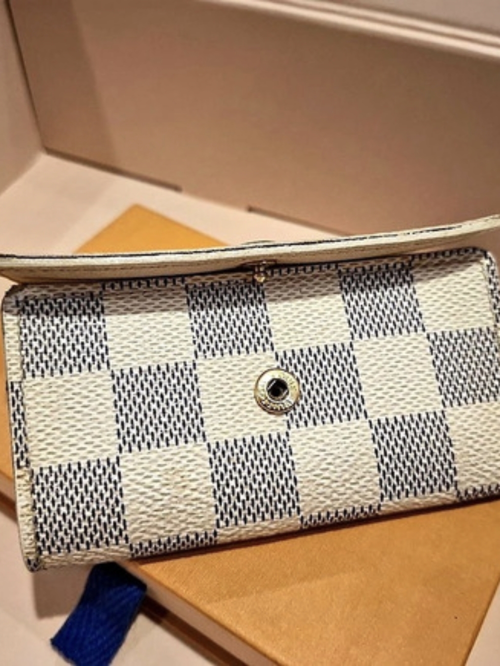 Louis Vuitton Damier Azur Key Holder White & Blue